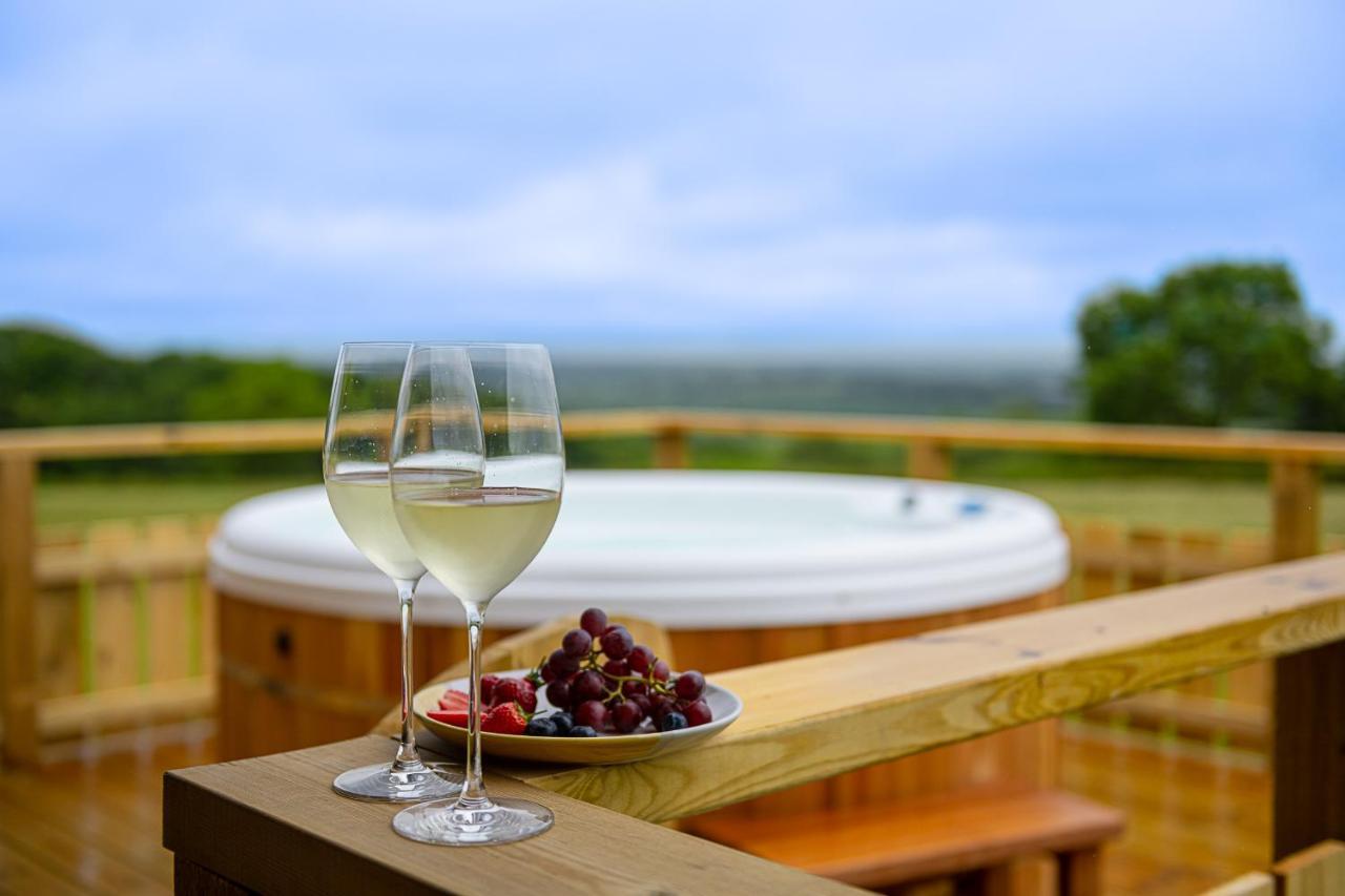 Luxury Log Cabin With A Hot Tub Stone  ภายนอก รูปภาพ